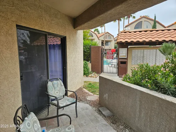 $2,000 | 10301 North 70th Street, Unit 224, Paradise Valley, AZ 85253