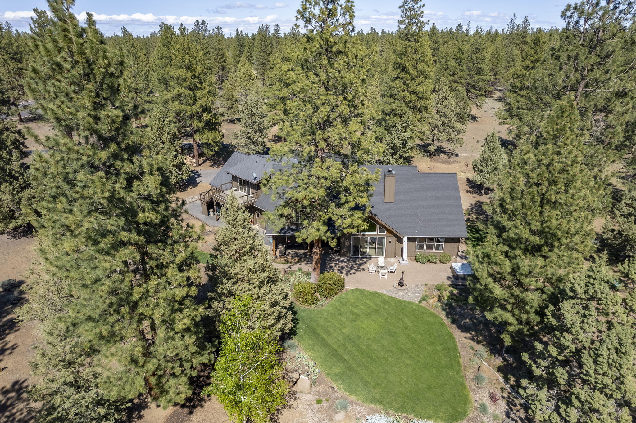 69300 Green Ridge Loop Sisters, OR 97759 - Photo 50 of 63 52
