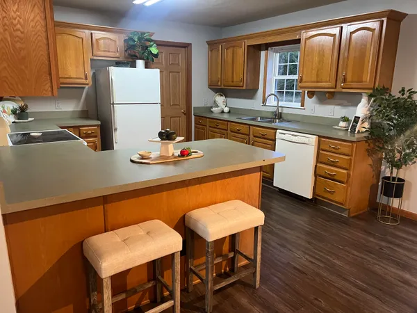 $305,000 | 107 West Girard Road, Union City, MI 49094