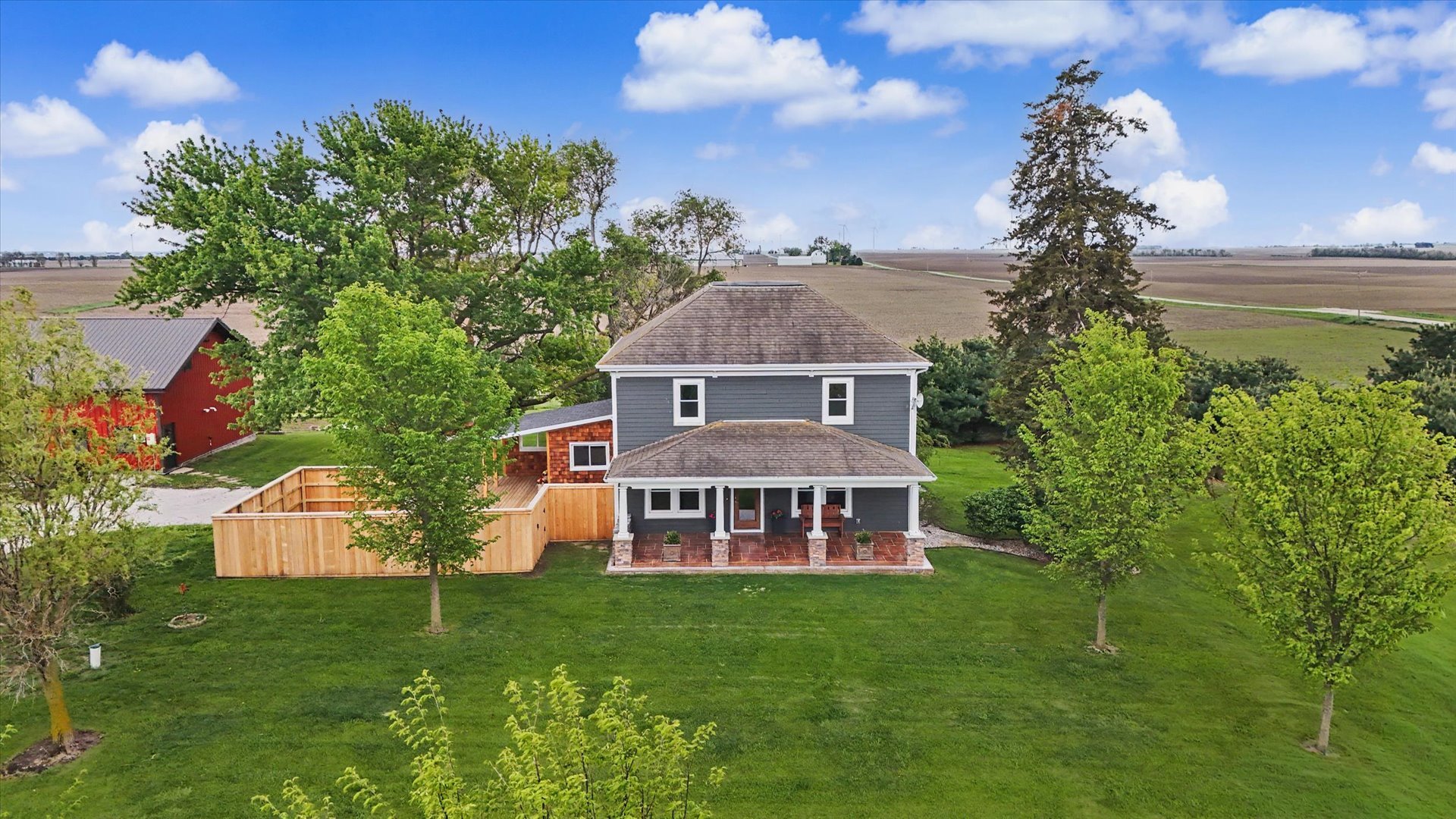660 North 3000 E Road Strawn, IL 61775 - Photo 46 of 58 front view of a house with a big yard