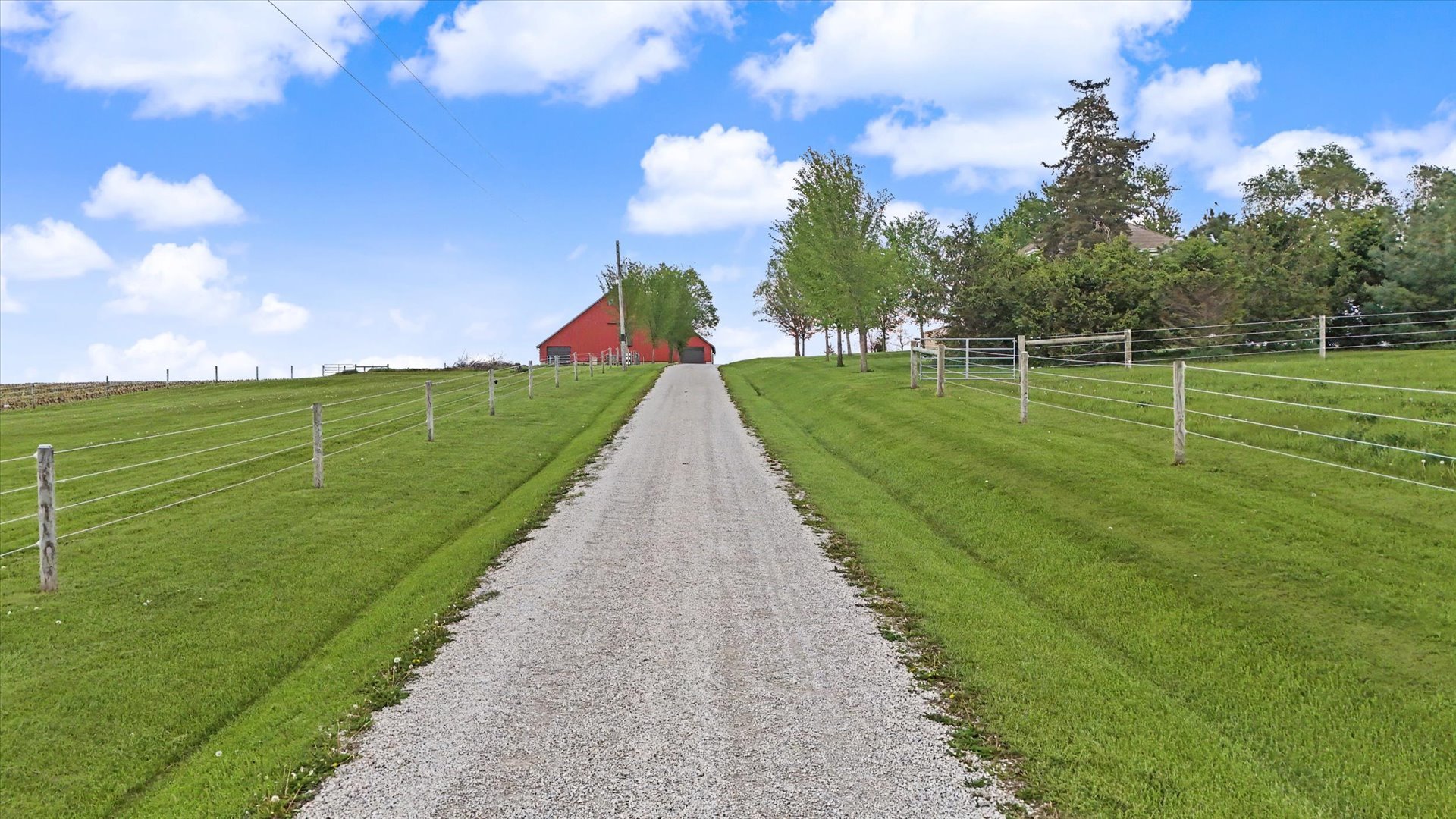 660 North 3000 E Road Strawn, IL 61775 - Photo 58 of 58 a view of a lake with a big yard