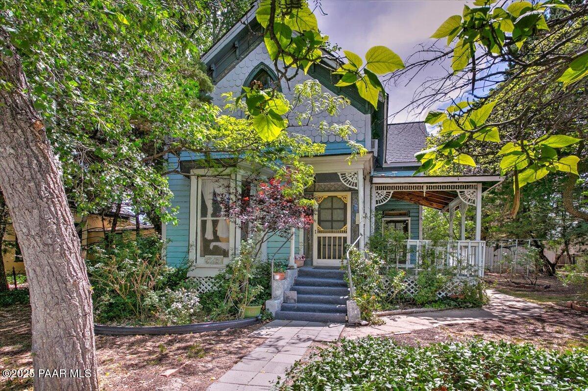 113 North Pleasant St  