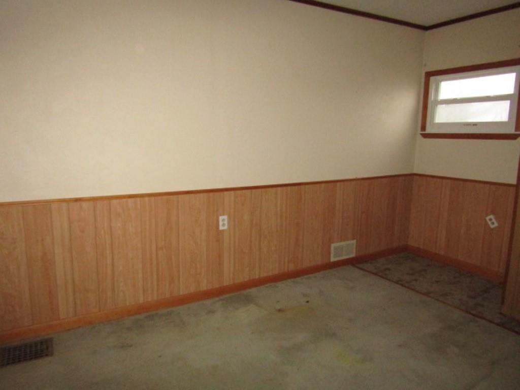 163 Poplar Road Avella, PA 15312 - Photo 19 of 32 an empty room with windows