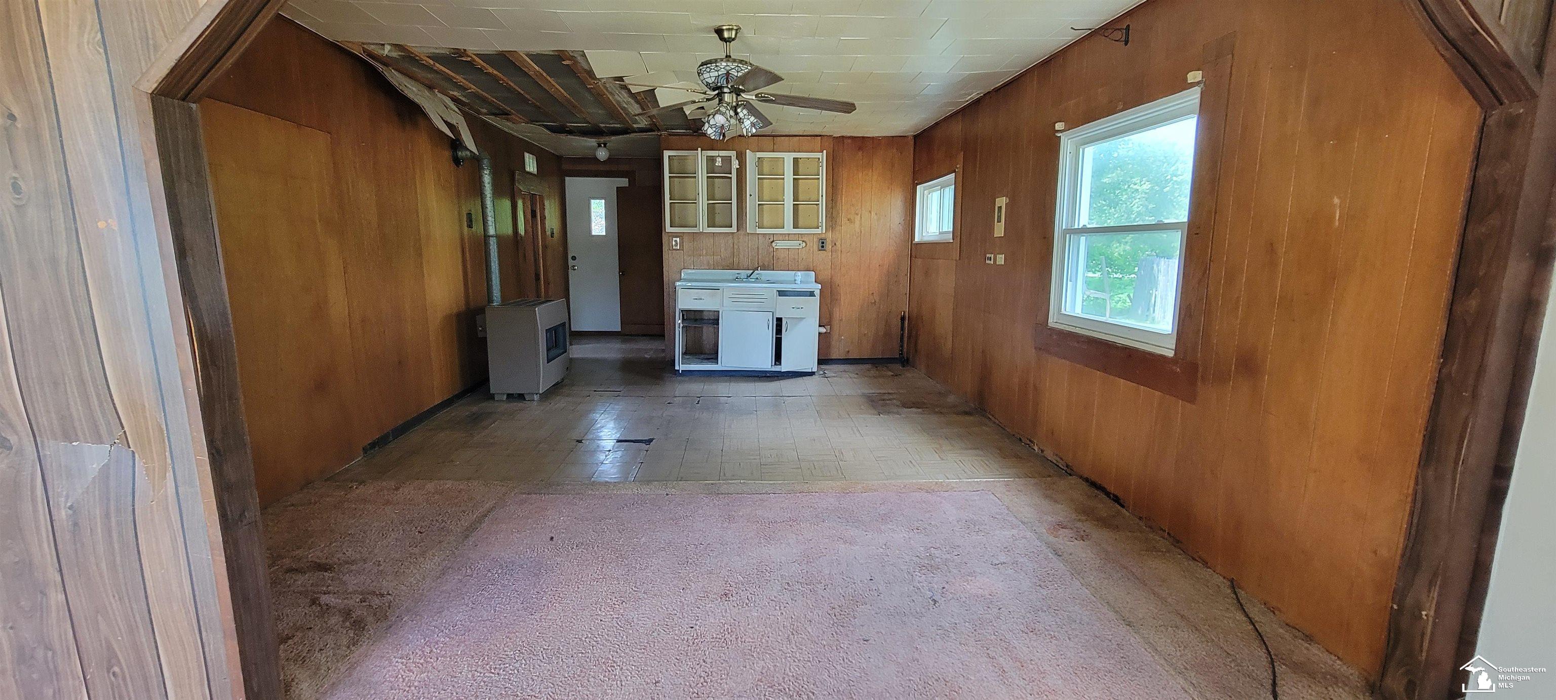 4237 B Ave Road Newport, MI 48166 - Photo 3 of 11 50155716-de4bd778-205e-4689-a819-5ceb92d927b7.JPG