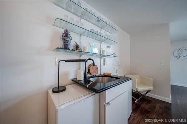$399,000 | 166 Falls Point Drive, Unit 2B, Lake Ozark, MO 65049