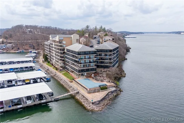 $399,000 | 166 Falls Point Drive, Unit 2B, Lake Ozark, MO 65049