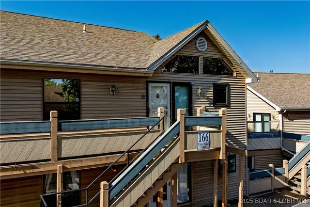 $399,000 | 166 Falls Point Drive, Unit 2B, Lake Ozark, MO 65049