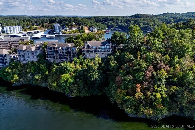 $399,000 | 166 Falls Point Drive, Unit 2B, Lake Ozark, MO 65049