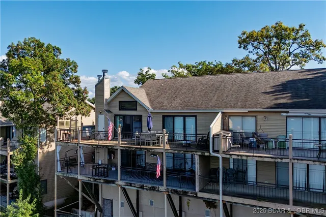 $399,000 | 166 Falls Point Drive, Unit 2B, Lake Ozark, MO 65049