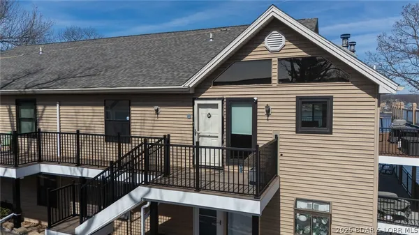 $399,000 | 166 Falls Point Drive, Unit 2B, Lake Ozark, MO 65049