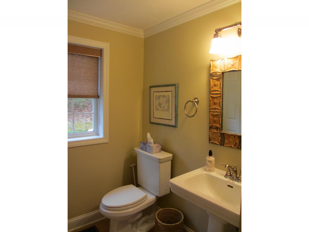 80 Norris Road Weare, NH 03281 - Photo 17 of 34
