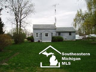 1750 Yensch Road Dundee, MI 48131 - Photo 2 of 13 21242915-1.JPG