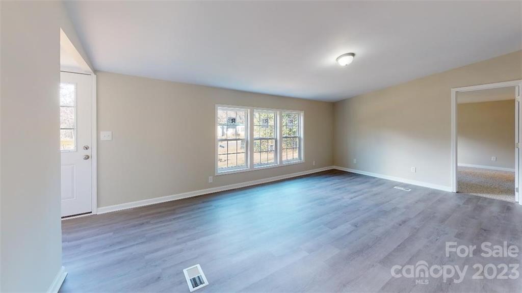 1539 Moss Creek Road York, SC 29745 - Photo 3 of 23 Gallery Image 3