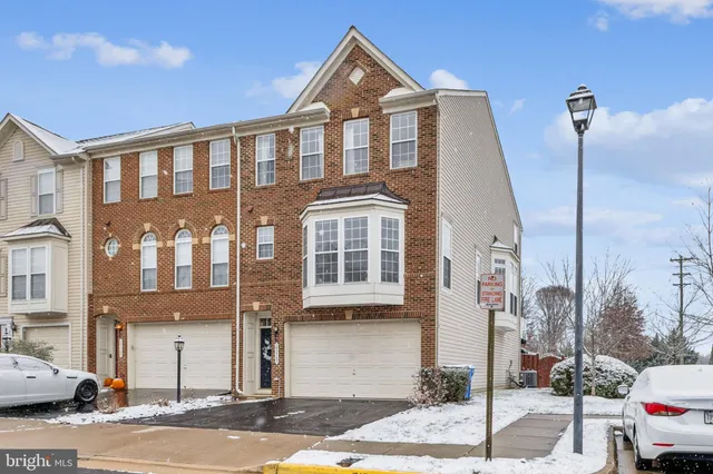 $745,900 | 25367 Peaceful Terrace, Aldie, VA 20105