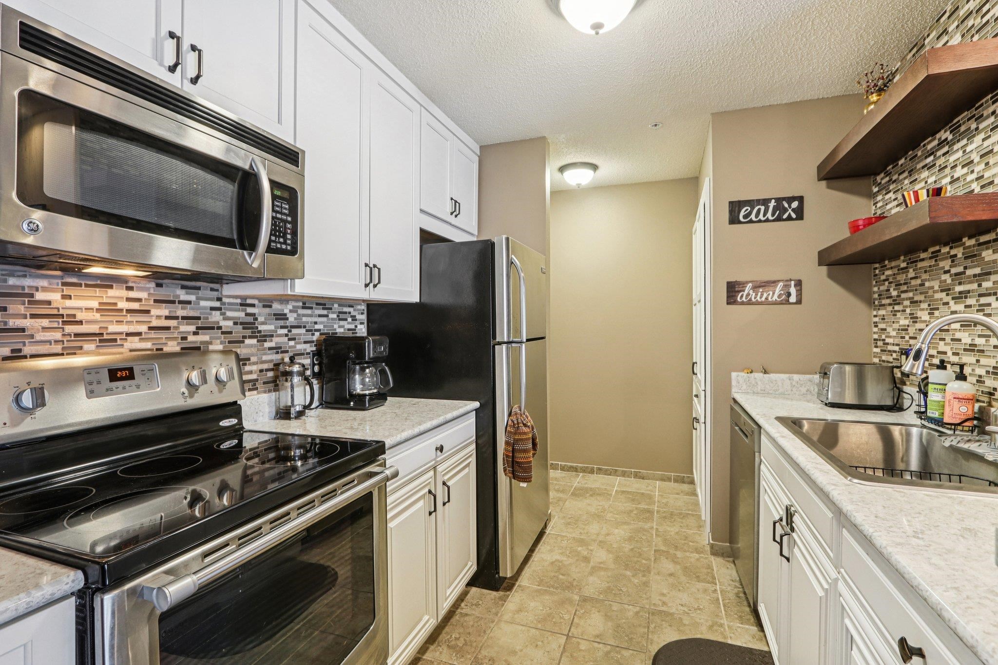 273 Kearney Way Waunakee, WI 53597 - Photo 14 of 27