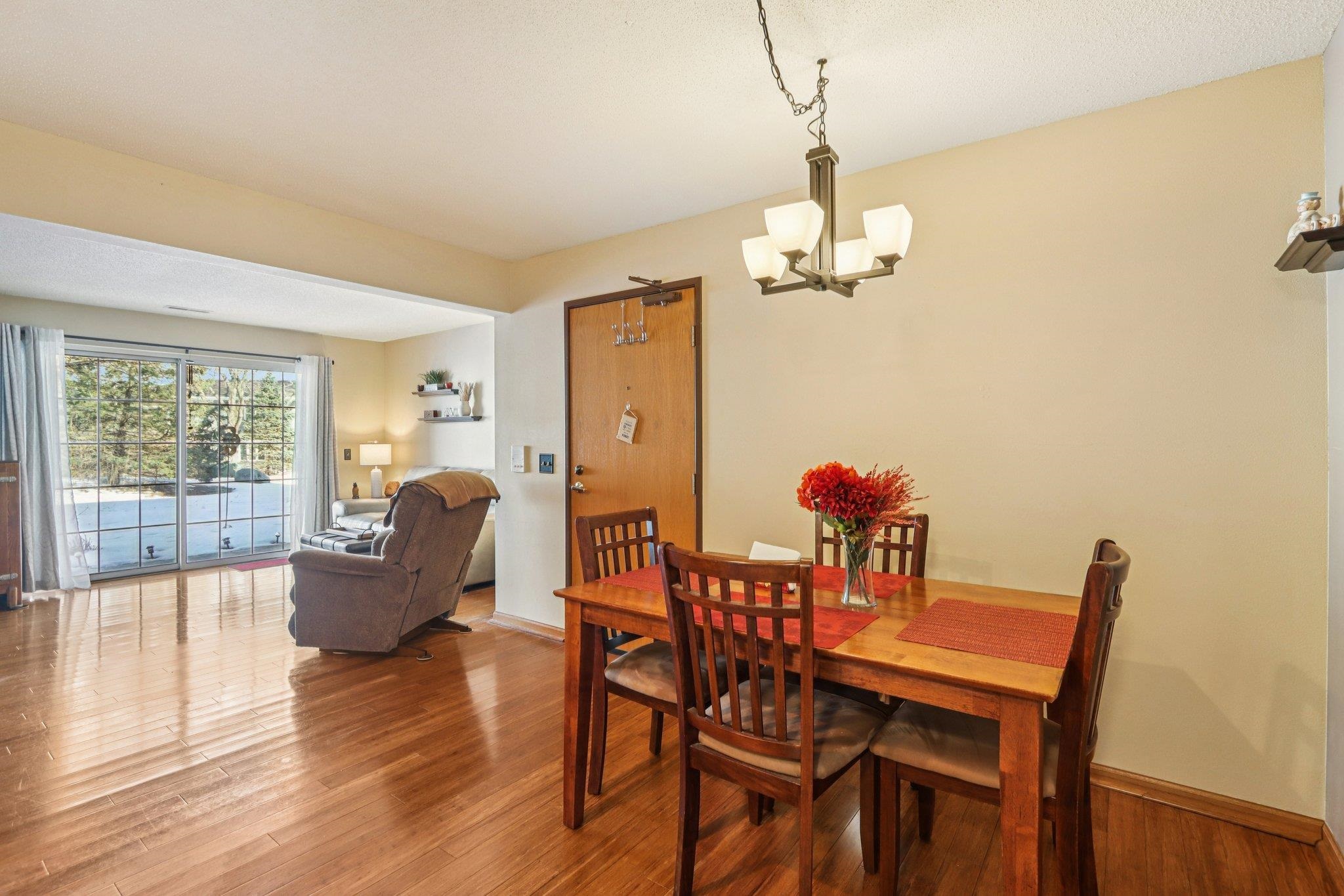 273 Kearney Way Waunakee, WI 53597 - Photo 10 of 27