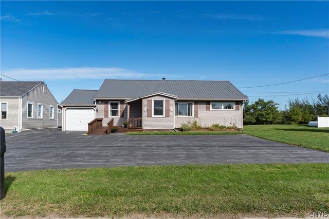 $269,900 | 38807 Highway 12E, Clayton, NY 13624