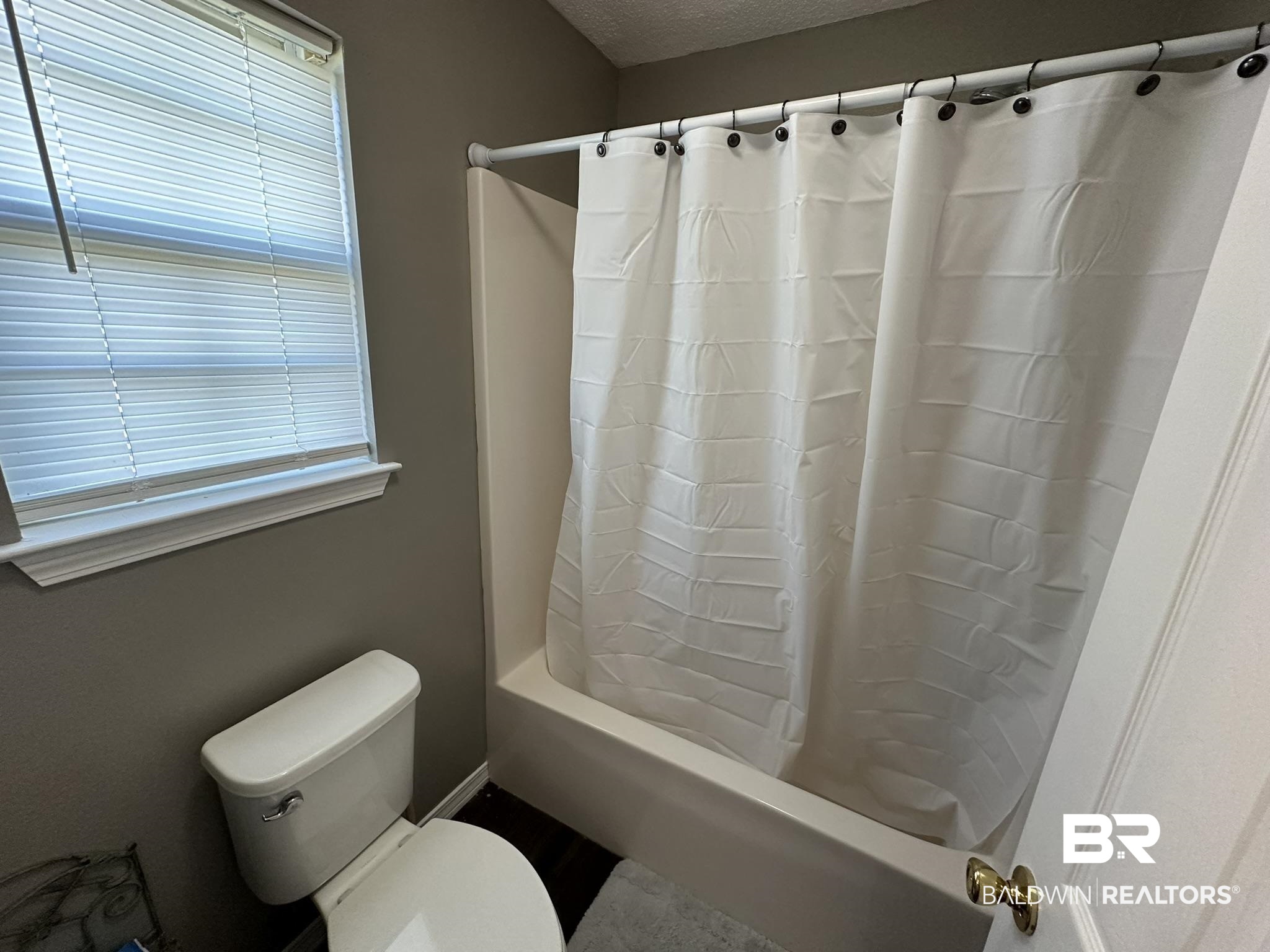 12995 Hopper Road Summerdale, AL 36580 - Photo 17 of 18 primary bath
