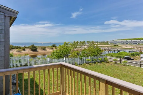 $319,000 | 9 Windemere Road, Unit 8, West Yarmouth, MA 02673