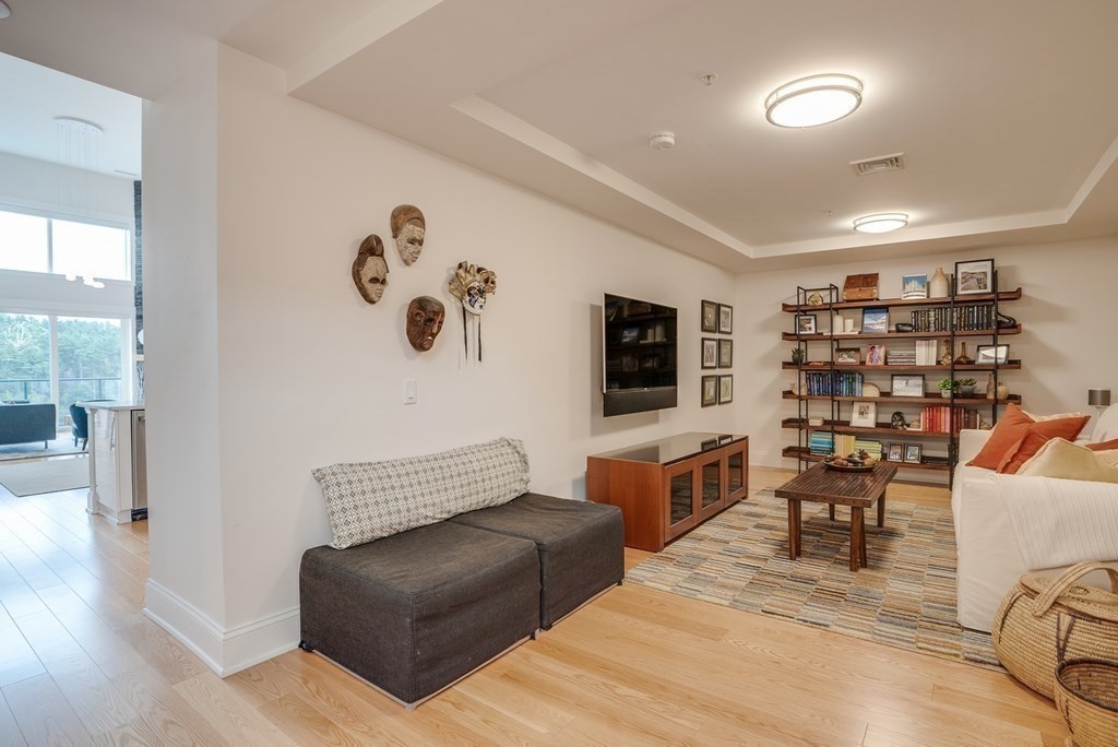 60 Merrimac Street, Unit 504 Amesbury, MA 01913 - Photo 6 of 39