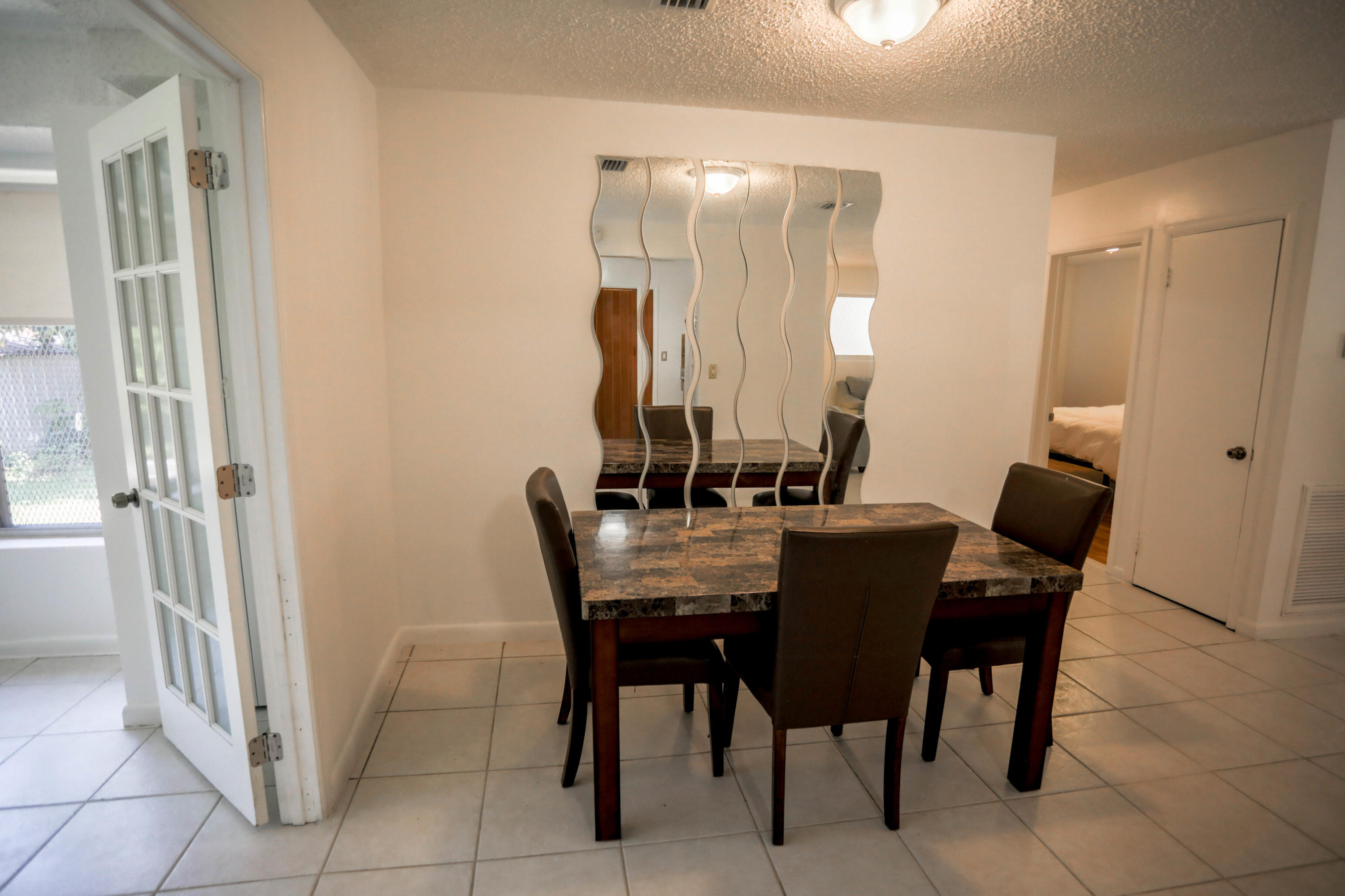 4216 Gulfstream Road Lake Worth, FL 33461 - Photo 34 of 67 L45A8811