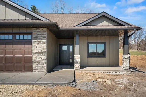 $510,900 | 1065 Legend Lane, River Falls, WI 54022