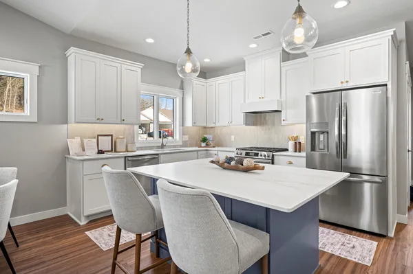 $510,900 | 1065 Legend Lane, River Falls, WI 54022