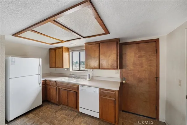 $360,000 | 10075 Monte Vista Road, Phelan, CA 92371