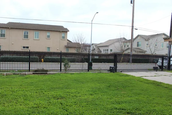 $648,000 | 681 Taylor, Lodi, CA 95242