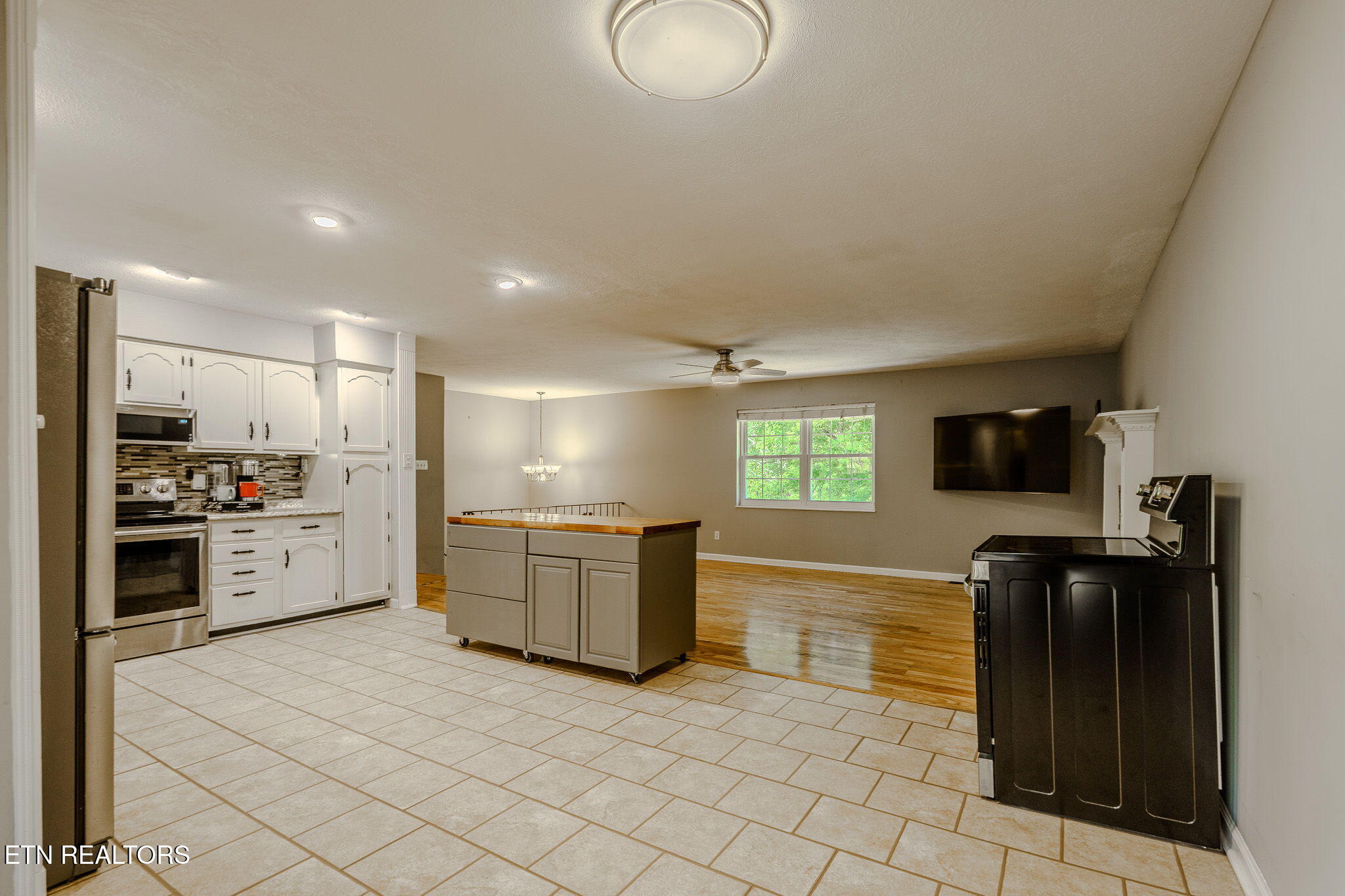 8544 Pedigo Road Powell, TN 37849 - Photo 9 of 35 3-web-or-mls-_DSC8450-HDR
