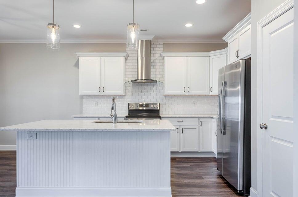 8127 Slugger Way Chattanooga, TN 37421 - Photo 6 of 52 Kitchen