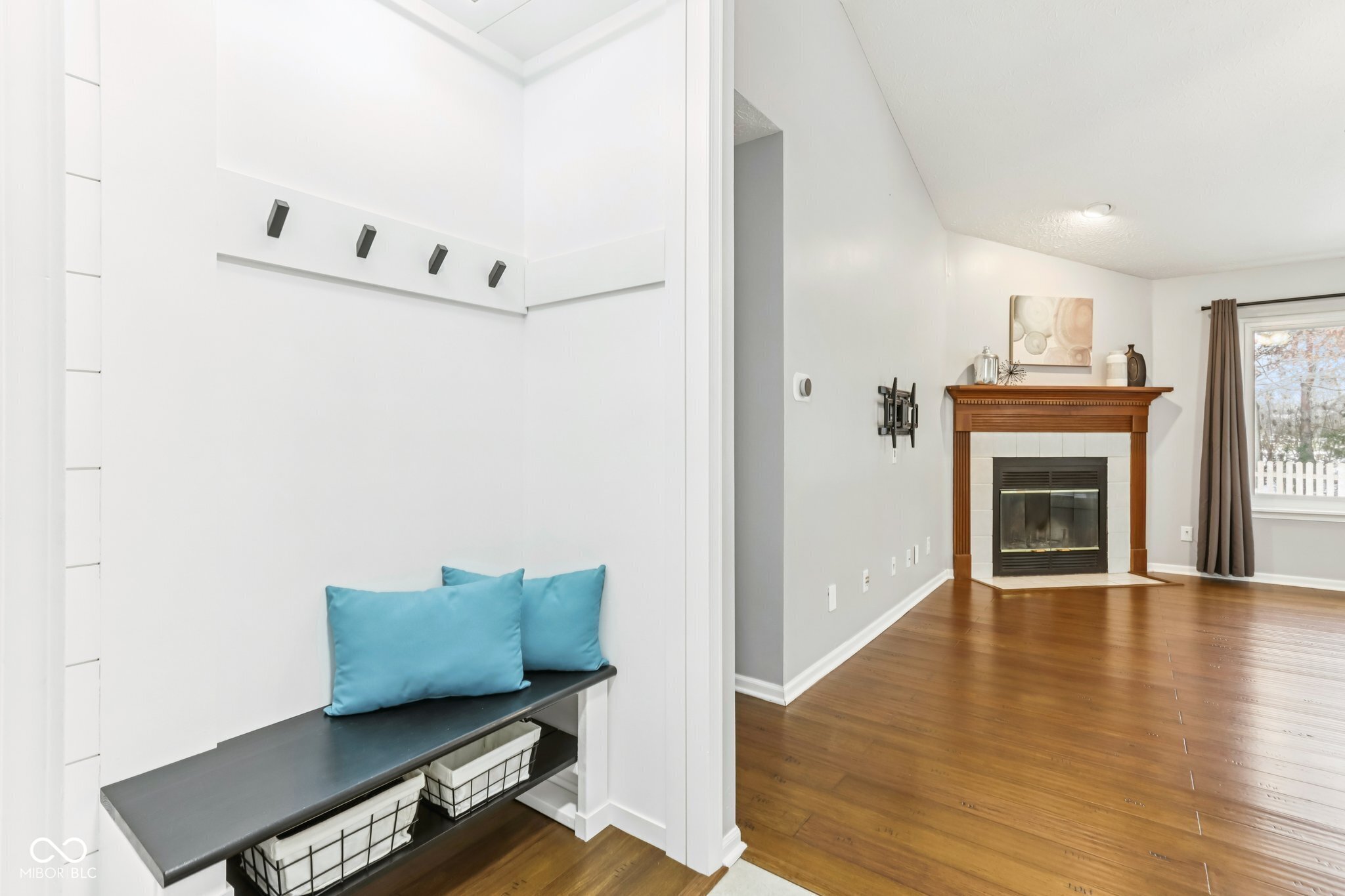 12427 Trumbull Court Fishers, IN 46038 - Photo 3 of 50