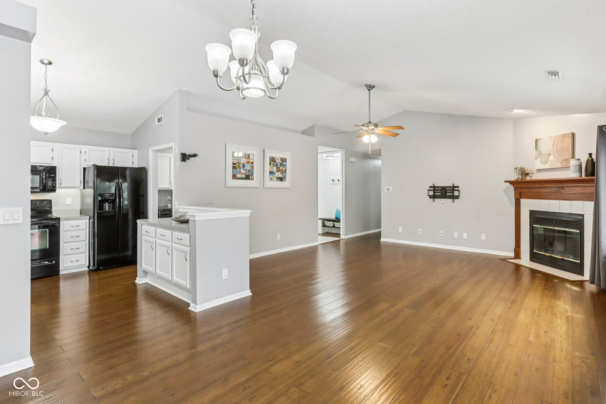 12427 Trumbull Court Fishers, IN 46038 - Photo 10 of 50