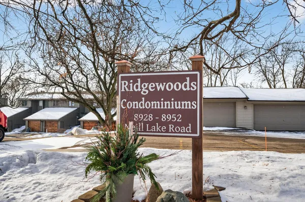 $243,000 | 8940 Neill Lake Road, Unit 135E, Eden Prairie, MN 55347