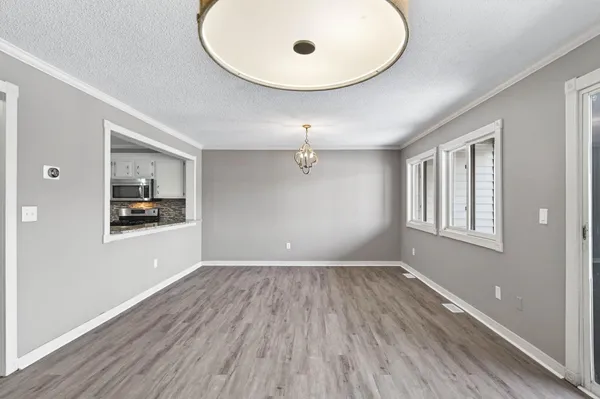 $243,000 | 8940 Neill Lake Road, Unit 135E, Eden Prairie, MN 55347