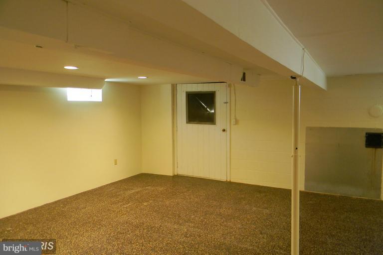 5615 Shookstown Road Frederick, MD 21702 - Photo 12 of 25 a view of an empty room