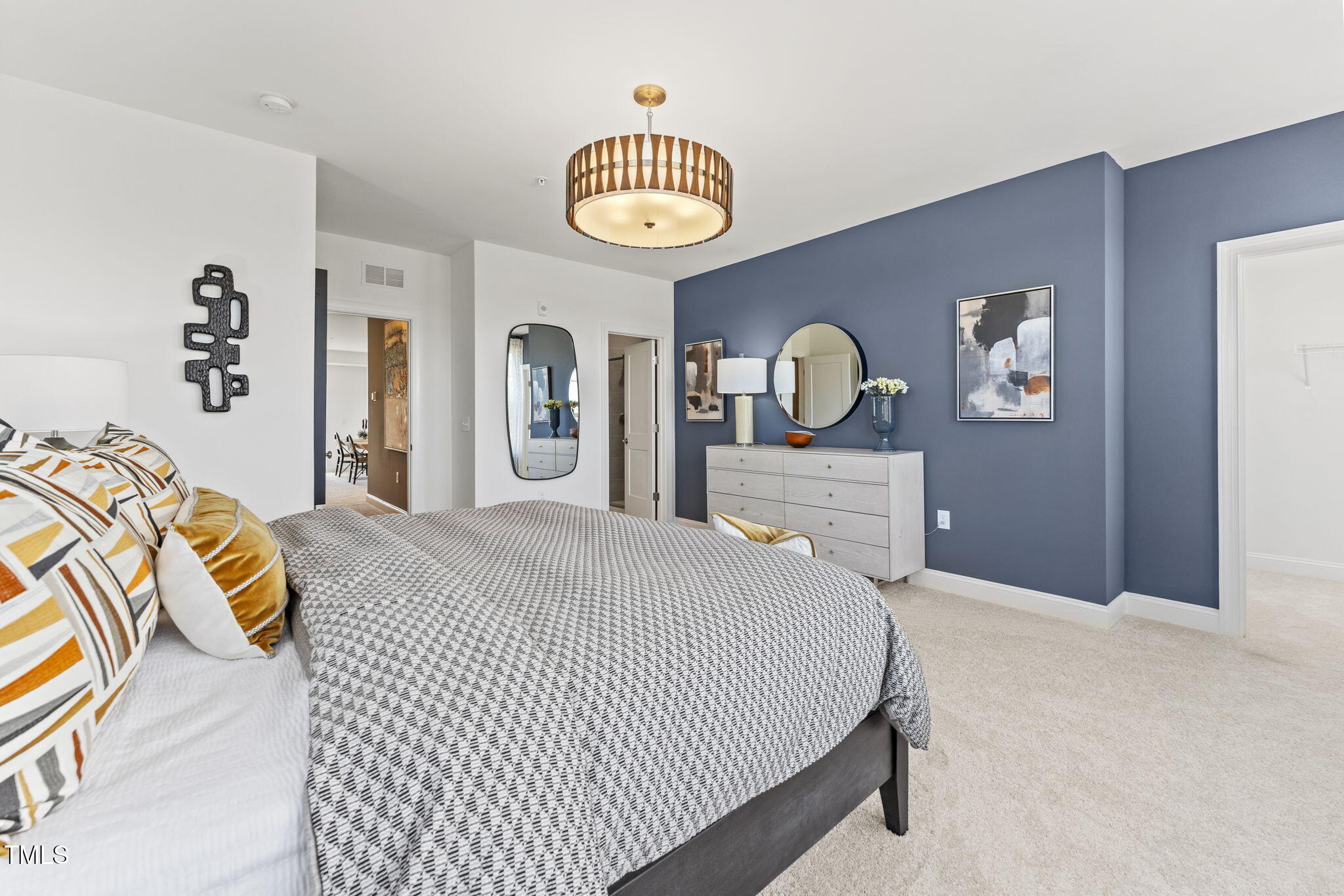 1230 Coach Sta Alley, Unit 101 Raleigh, NC 27601 - Photo 18 of 39 13