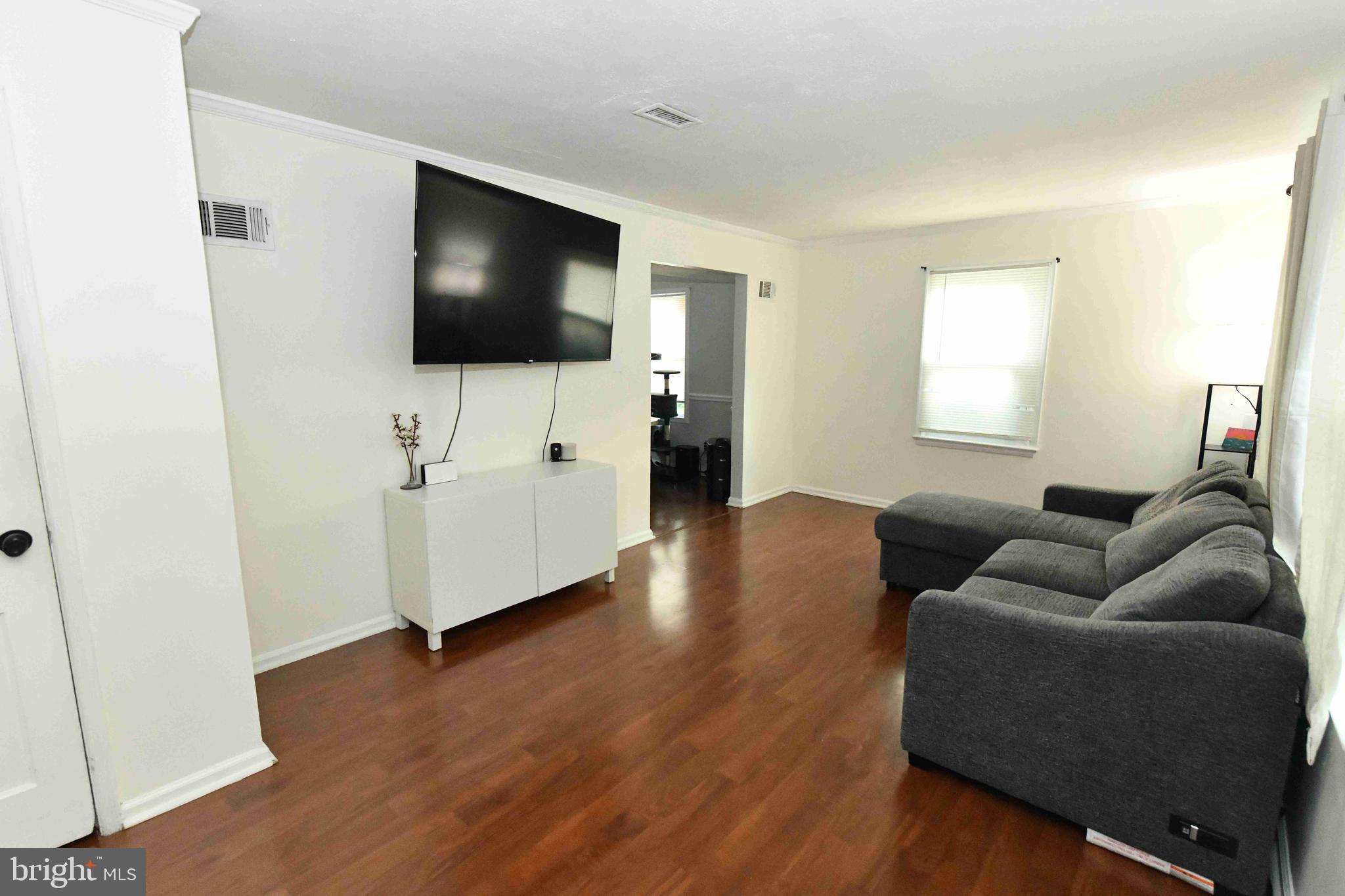 1701 Dayton Road Hyattsville, MD 20783 - Photo 10 of 42