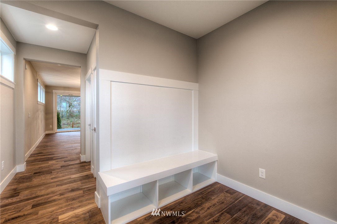 5716 Northeast 7th Court Renton, WA 98059 - Photo 2 of 14
