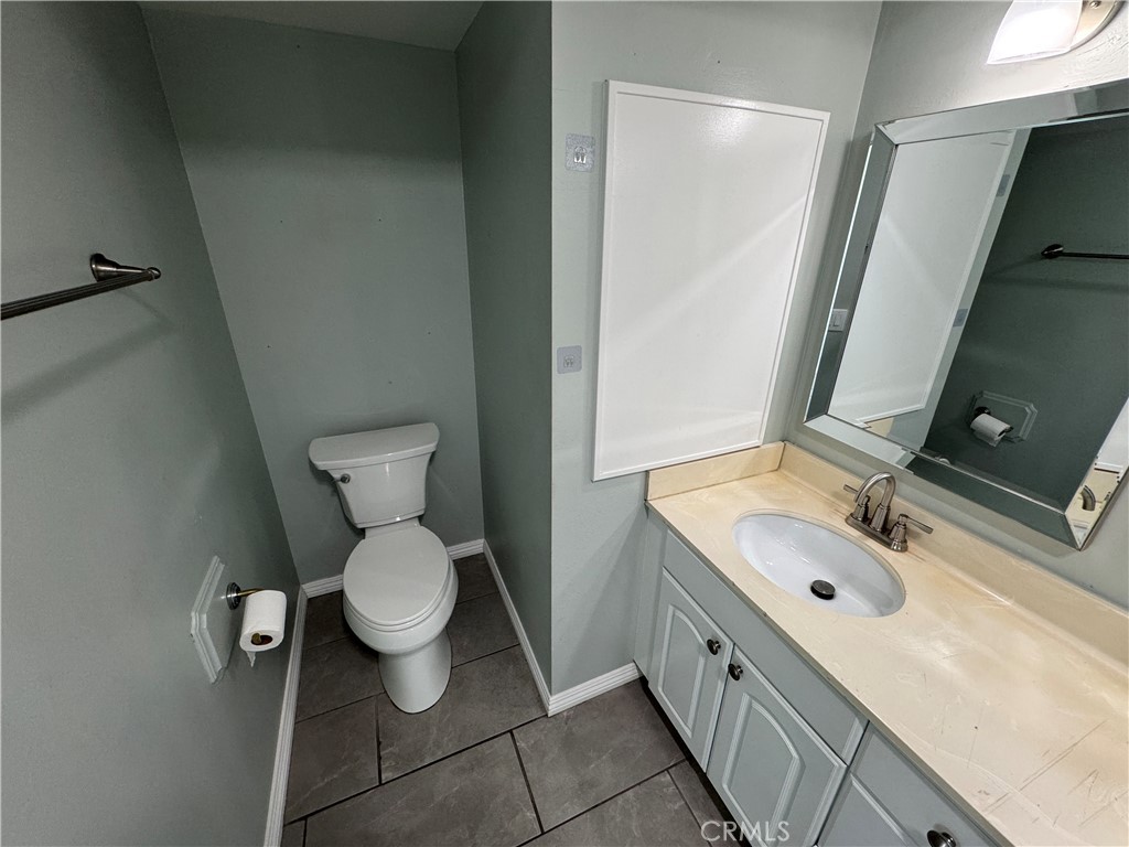 810 West Lambert Road La Habra, CA 90631 - Photo 14 of 31