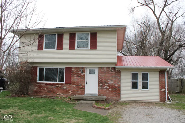 $224,900 | 730 Brookhaven Drive, Seymour, IN 47274