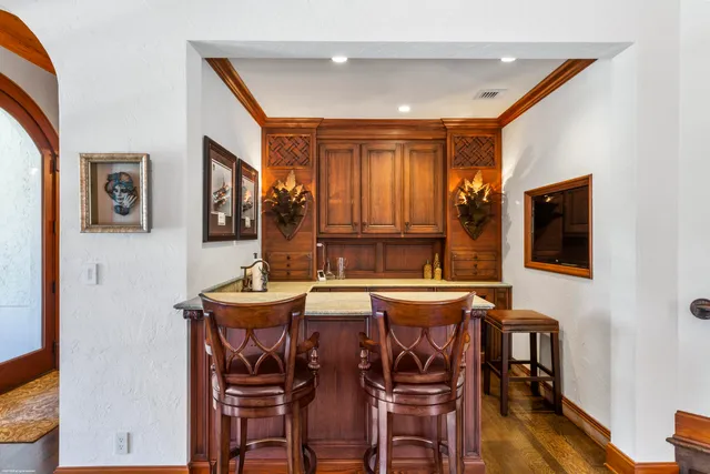 $24,000,000 | 398 South Beach Road, Jupiter Island, FL 33455