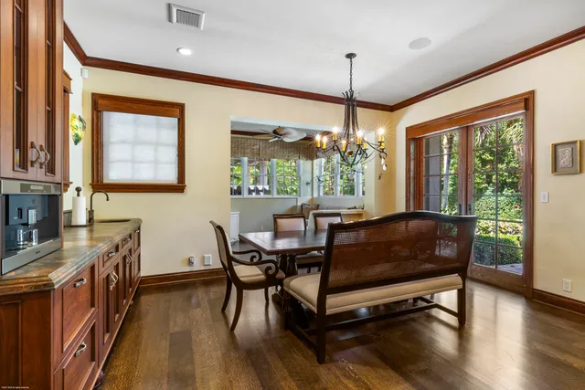 $24,000,000 | 398 South Beach Road, Jupiter Island, FL 33455