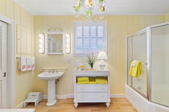 $24,000,000 | 398 South Beach Road, Jupiter Island, FL 33455