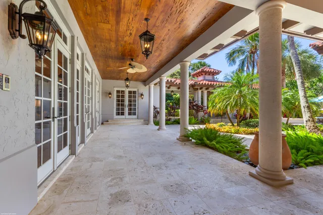 $24,000,000 | 398 South Beach Road, Jupiter Island, FL 33455