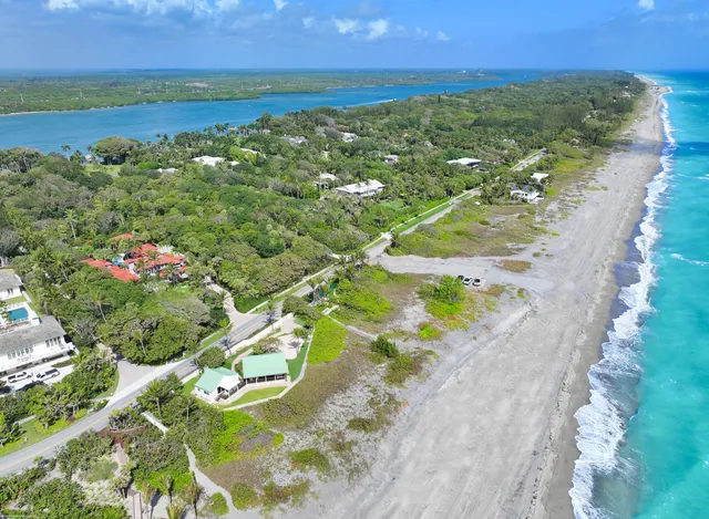$24,000,000 | 398 South Beach Road, Jupiter Island, FL 33455