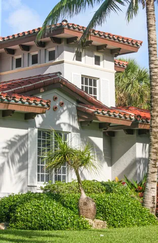 $24,000,000 | 398 South Beach Road, Jupiter Island, FL 33455