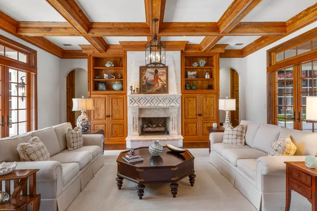 $24,000,000 | 398 South Beach Road, Jupiter Island, FL 33455