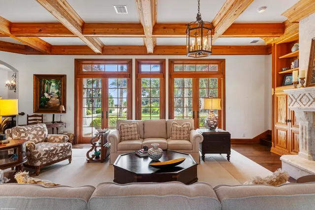 $24,000,000 | 398 South Beach Road, Jupiter Island, FL 33455