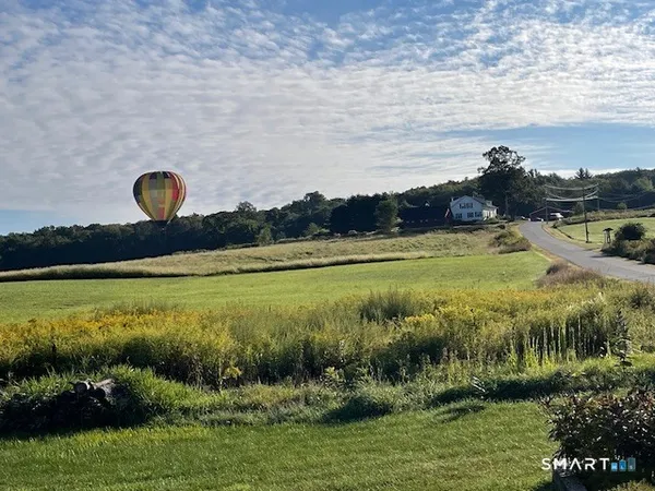 $450,000 | 49 Bosworth Road, Pomfret, CT 06259
